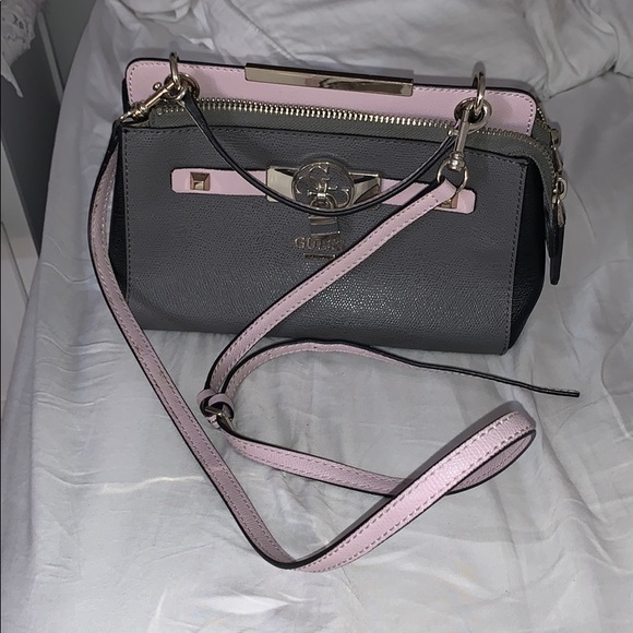 Guess Vintage Bag - Picture 10 of 11